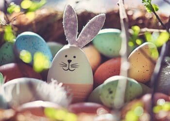 Invitan a pequeños solidarenses a buscar huevos de Pascua
