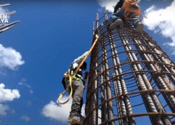 Obras del Tren Maya están subiendo los precios del acero y el cemento en Riviera Maya