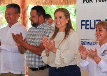 Reconoce Lili Campos labor de educadoras en su día