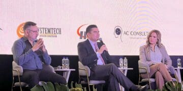 Lili Campos participa en Congreso Internacional