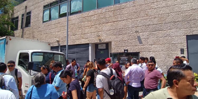 Niegan acceso al hotel Thompson de Playa del Carmen a comitiva de trabajadores