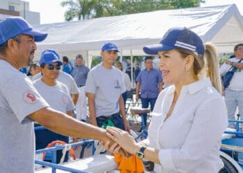 Participativo desfile por el Día del Trabajo