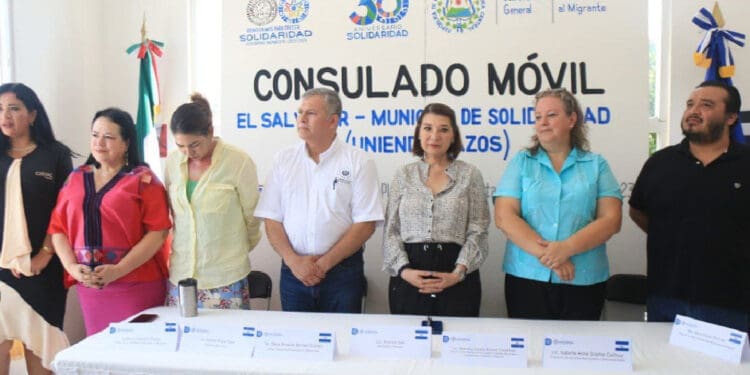 En apoyo a inmigrantes, Lili Campos impulsa un gobierno humanista