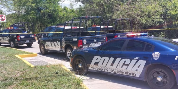 Persecución y balacera en la carretera Playa del Carmen-Puerto Morelos