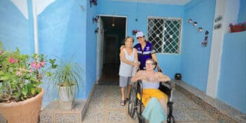 “Pinta tu fachada” mejora entorno urbano de solidarenses: Lili Campos