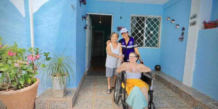 “Pinta tu fachada” mejora entorno urbano de solidarenses: Lili Campos