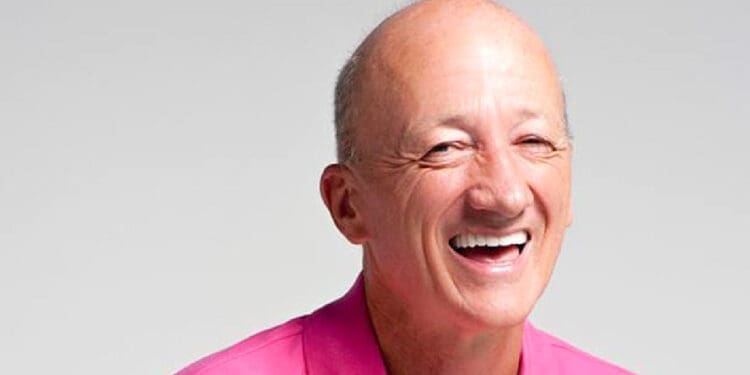 Agreden a famoso 'sanador' René Mey en Playa del Carmen