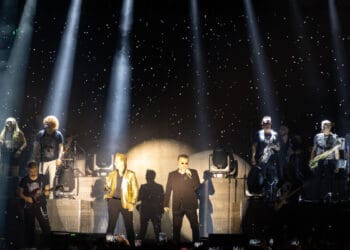 Cautivan Mijares y Emmanuel a miles durante el 30 aniversario de Solidaridad