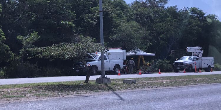 Dejan sin luz, otra vez, a vecinos del fraccionamiento Villas del Sol de Playa del Carmen