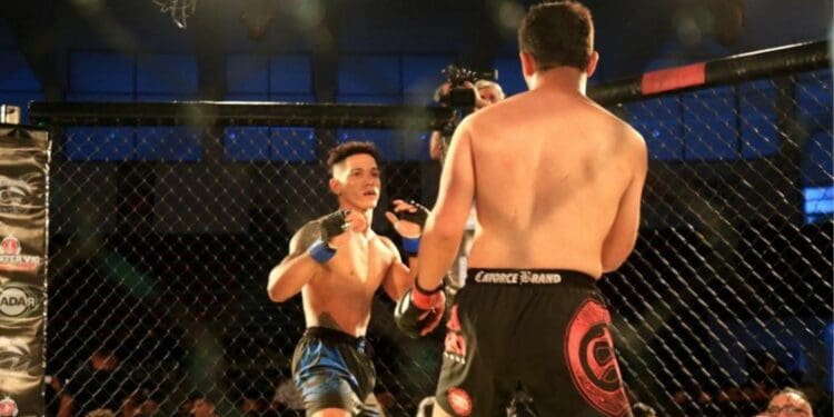 Espectacular función de MMA México en Playa del Carmen