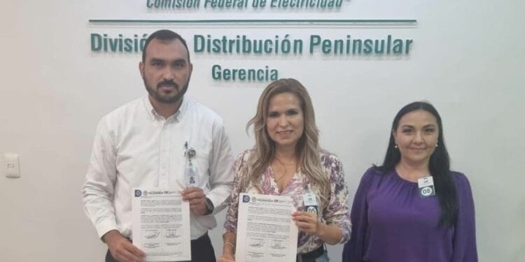 Lili Campos gestiona ante la CFE en Mérida una solución a los constantes apagones