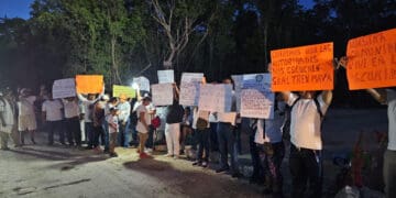 Protestan pobladores rurales de Solidaridad, para exigir a AMLO servicios básicos