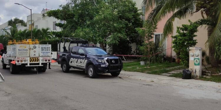 Se suicida menor de 16 años tras pelea con su pareja en Palmas I de Playa del Carmen