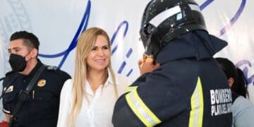 En Solidaridad se reconoce a las y los bomberos