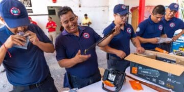 Recibe Solidaridad equipo de donación de la Marina de los EE.UU