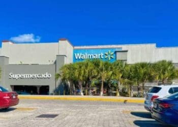 Ayuntamiento no ha otorgado permiso a Walmart para cobrar estacionamiento en Playa del Carmen