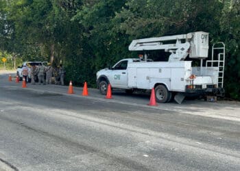 Dura 14 horas nuevo apagón en el norponiente de Playa del Carmen