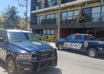 Fallece hombre que cayó de edificio en Playa del Carmen