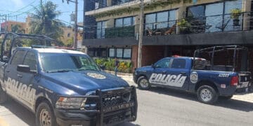 Fallece hombre que cayó de edificio en Playa del Carmen