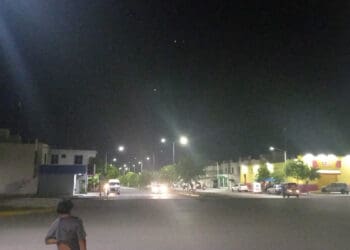 Regresa en partes electricidad al norponiente de Playa del Carmen