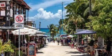 Rentas vacacionales provocaron la baja temporada de hoteles del centro de Playa del Carmen