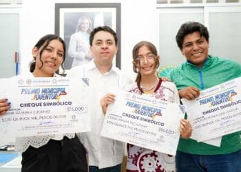 Con el Premio Municipal de la Juventud, Solidaridad reconoce logros y aportaciones a la comunidad