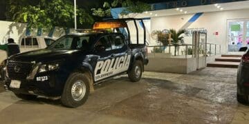 Fallece trabajador del Tren Maya en Playa del Carmen luego de convulsionar