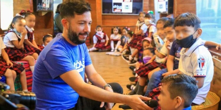 Inicia programa DHBUS en primaria de Solidaridad