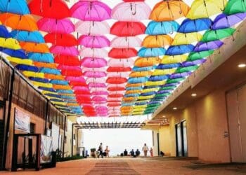 Luce espectacular; renueva Playa del Carmen su acceso a la costa de Pelícanos