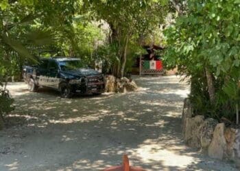 Muere turista extranjero tras golpearse con una roca en el Cenote Azul de Playa del Carmen