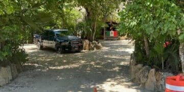 Muere turista extranjero tras golpearse con una roca en el Cenote Azul de Playa del Carmen