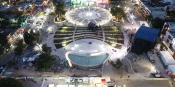 Playa del Carmen: Plaza 28 de julio luce espectacular para el Grito de Independencia