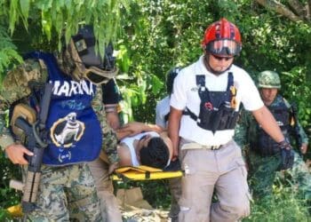 Se fortalece la protección civil; rescatan a persona en simulacro de huracán categoría 3 en Playa del Carmen