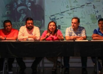 Convocan al desfile en conmemoración del CXIII Aniversario de la Revolución Mexicana