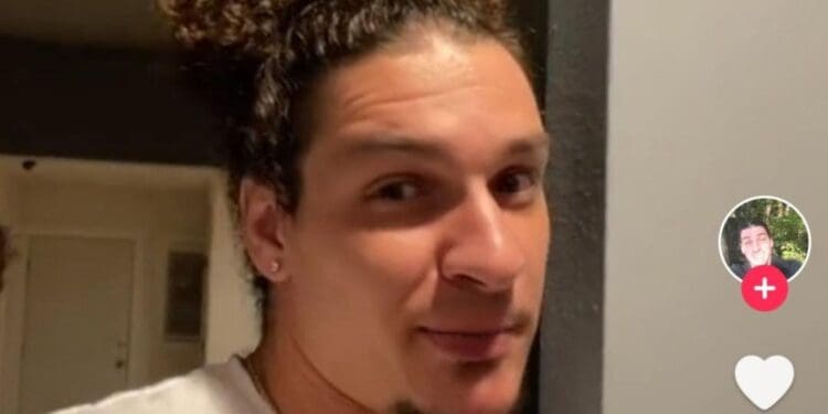 Emiten ficha de búsqueda por Phillip Eckelt, desaparecido en Playa del Carmen el 23 de octubre