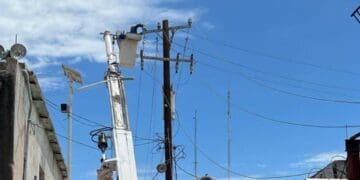 Por trabajos de CFE, Playacar y la colonia Ejido de Playa del Carmen se quedarán sin luz la mañana de este jueves