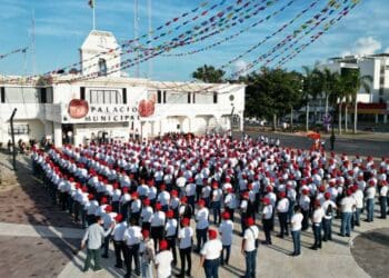 Ceremonia de Sorteo del Servicio Militar Nacional clase 2005 y remisos