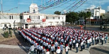 Ceremonia de Sorteo del Servicio Militar Nacional clase 2005 y remisos