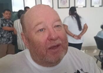 Activista amenaza con quitarse la vida si Fiscalía no resuelve su caso pendiente desde hace 10 años