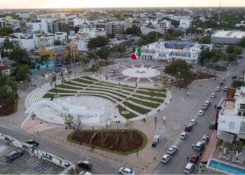 Renovación de Playa del Carmen; gobierno de Lili Campos ha ejercido 370 mdp en obras públicas