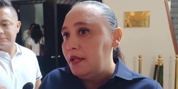 Cristina Torres se descarta para Solidaridad; sin embargo, Morena la incluye en la encuesta