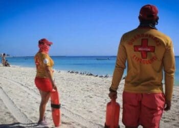 Estrenará Playa del Carmen torres de guardavidas este 2024; ya preparan la licitación