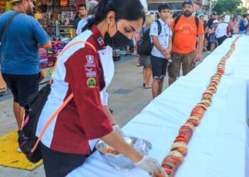 Quinta Avenida de Playa del Carmen tendrá megarosca de Reyes de 300 metros