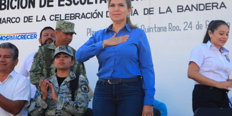 Conmemoran Día de la Bandera en Solidaridad