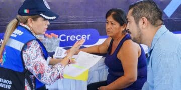 Gobierno municipal acercó servicios a vecinos de Misión de las Flores