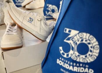 Gobierno municipal brinda apoyo a estudiantes de primaria y secundaria