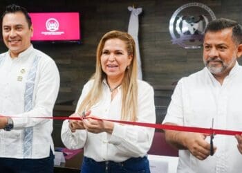 Inaugura sala de juicios de la Universidad Vizcaya