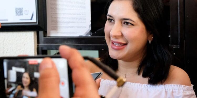 La 4 T y Estefanía Mercado imbatibles en Solidaridad, confirman encuestadoras