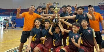 La Secundaria Rene Fajardo domina el basquetbol estudiantil en Solidaridad