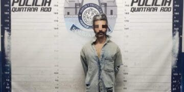 Policías de Solidaridad recuperan auto robado y detienen al presunto ladrón